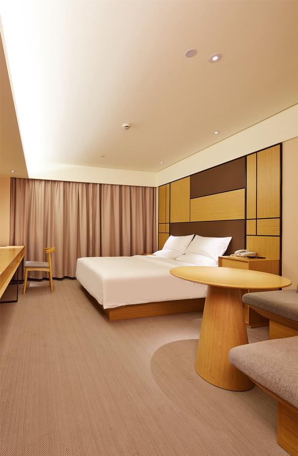 Ji Hotel Linyi Yimeng Road Екстериор снимка